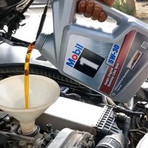Toyota Camry XLE 2007-2012 Engine Oil Change-Out